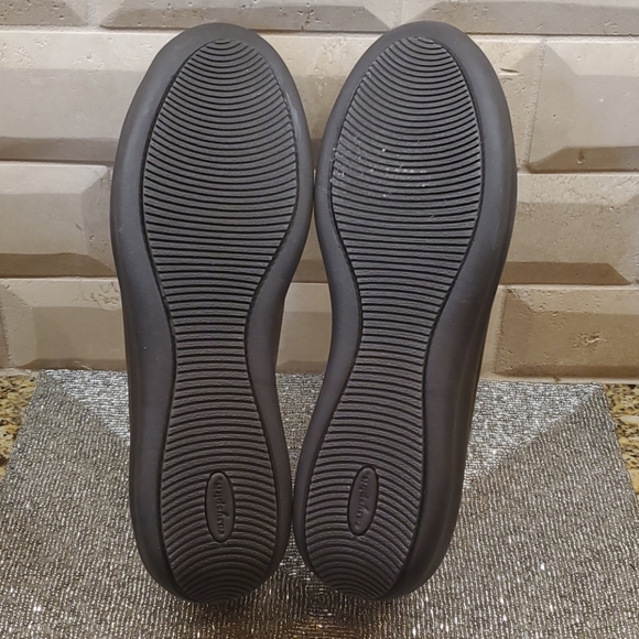 SOLD!! EASY SPIRIT AntiGravity Wedges - Size 10 - Picture 8 of 8